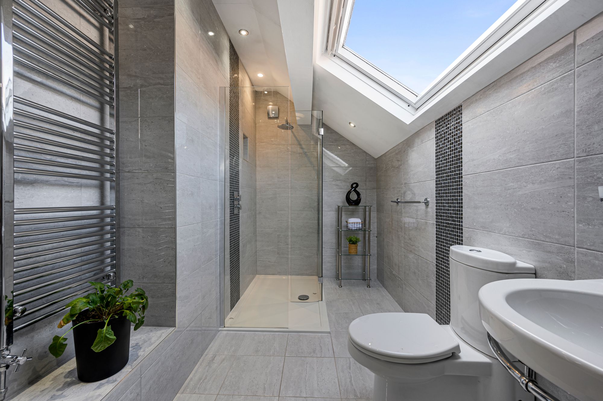 4 bed detached house for sale in Castle Hill Road, Manchester 3