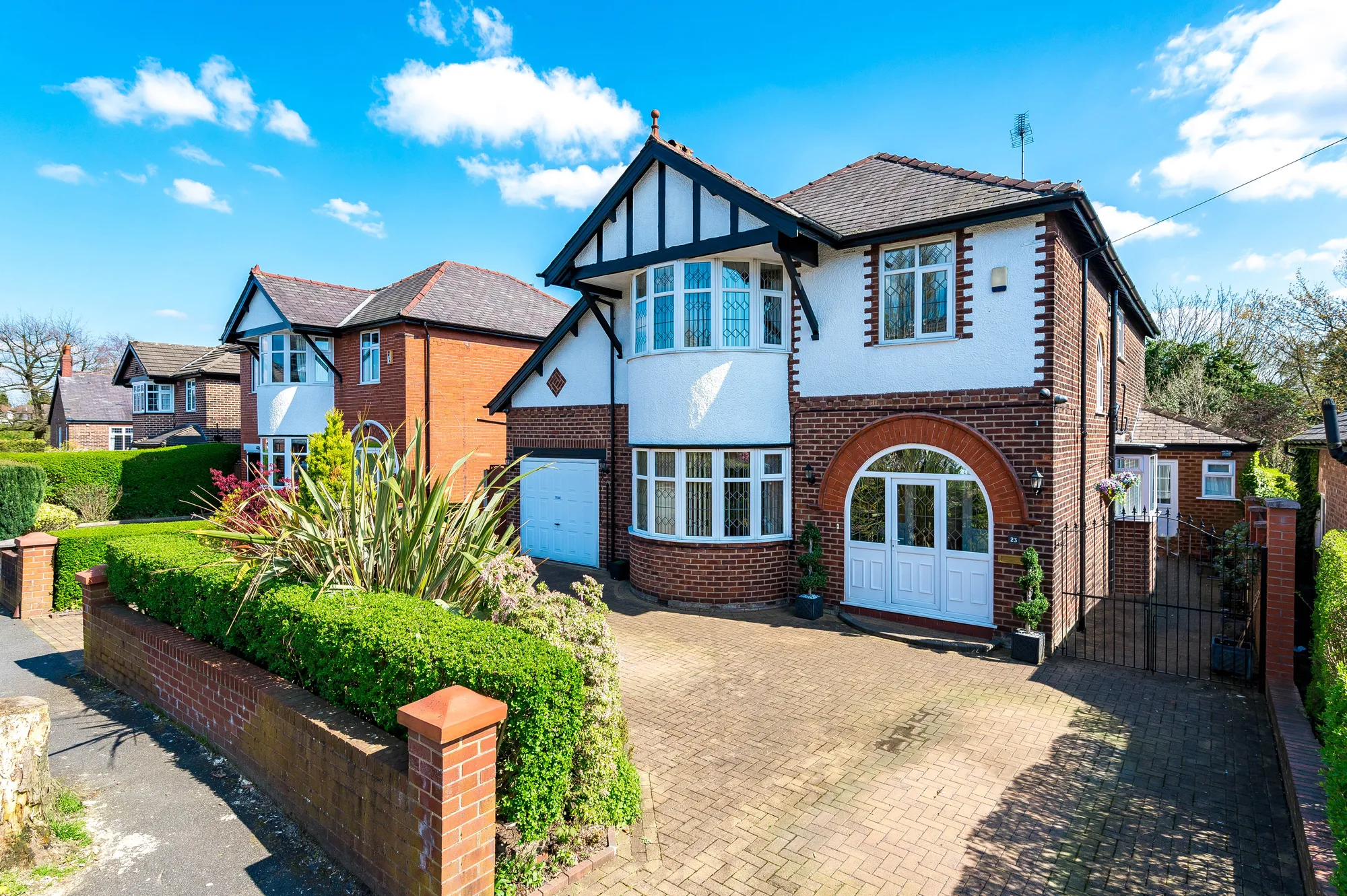 4 bed house for sale in Castle Hill Road, Manchester  - Property Image 5