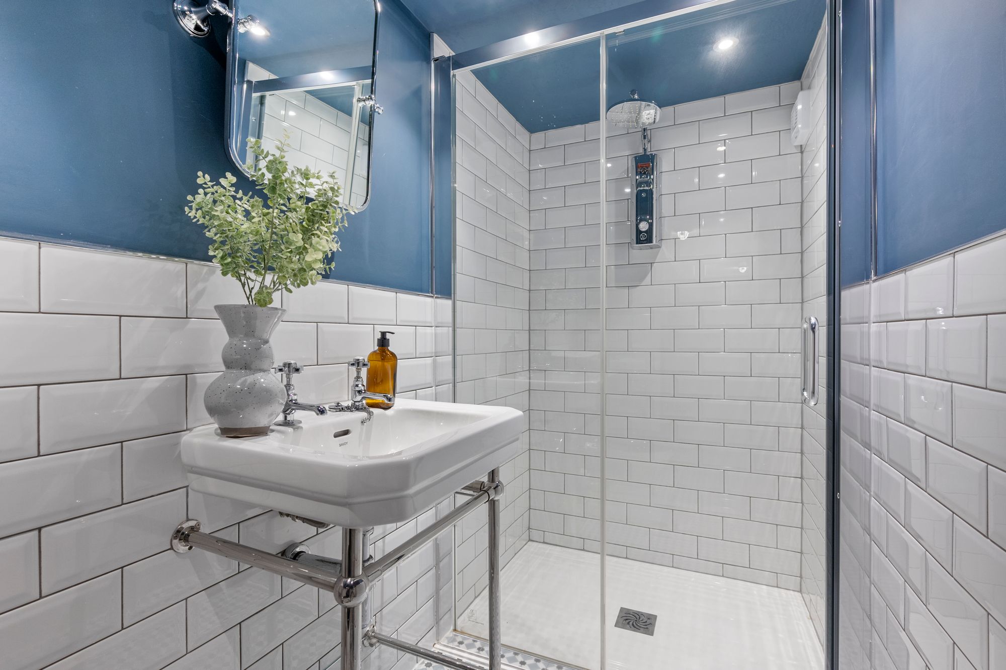 4 bed mid-terraced house for sale in Church Lane, Manchester 38