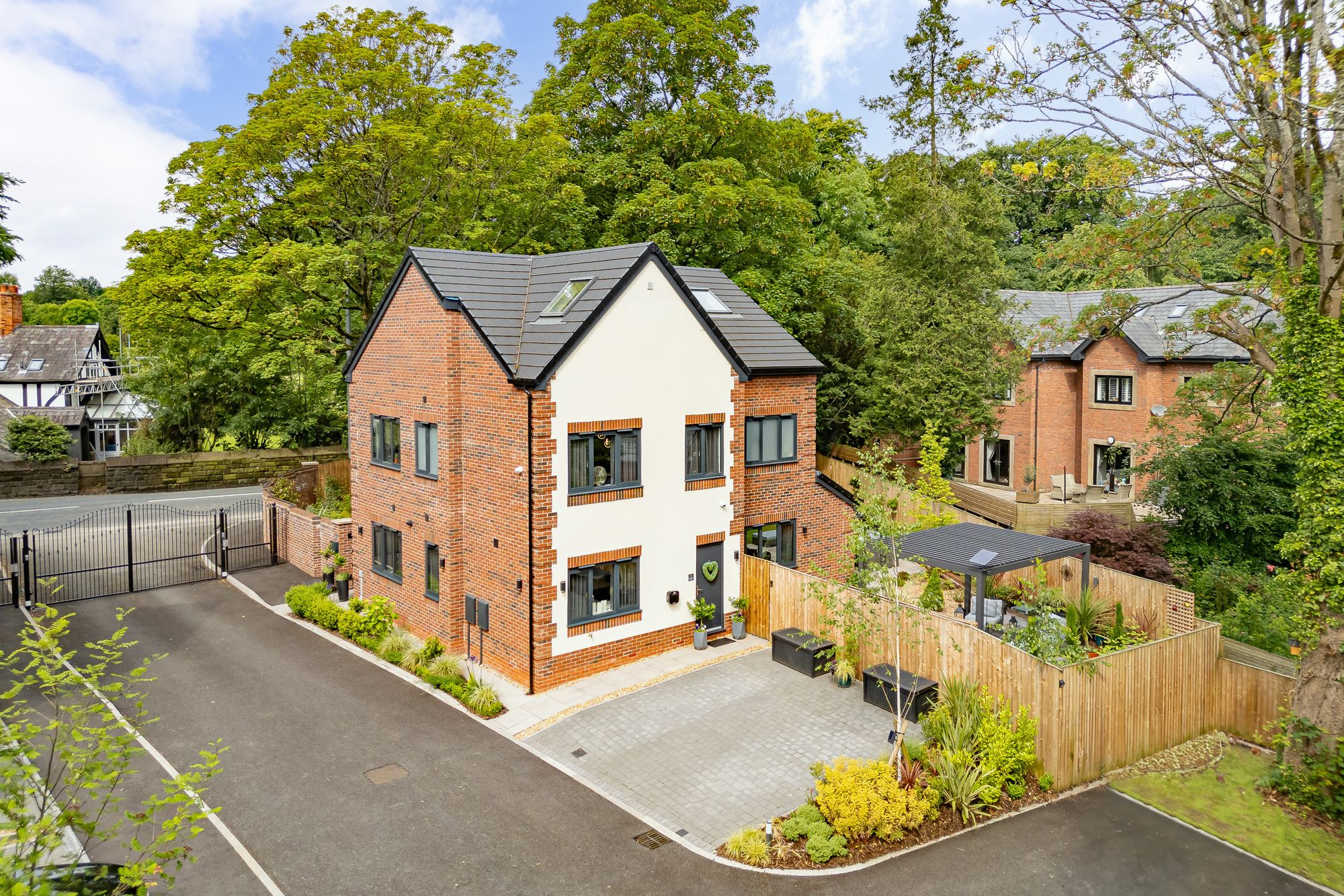 5 bed house for sale in Belfry View, Manchester  - Property Image 48