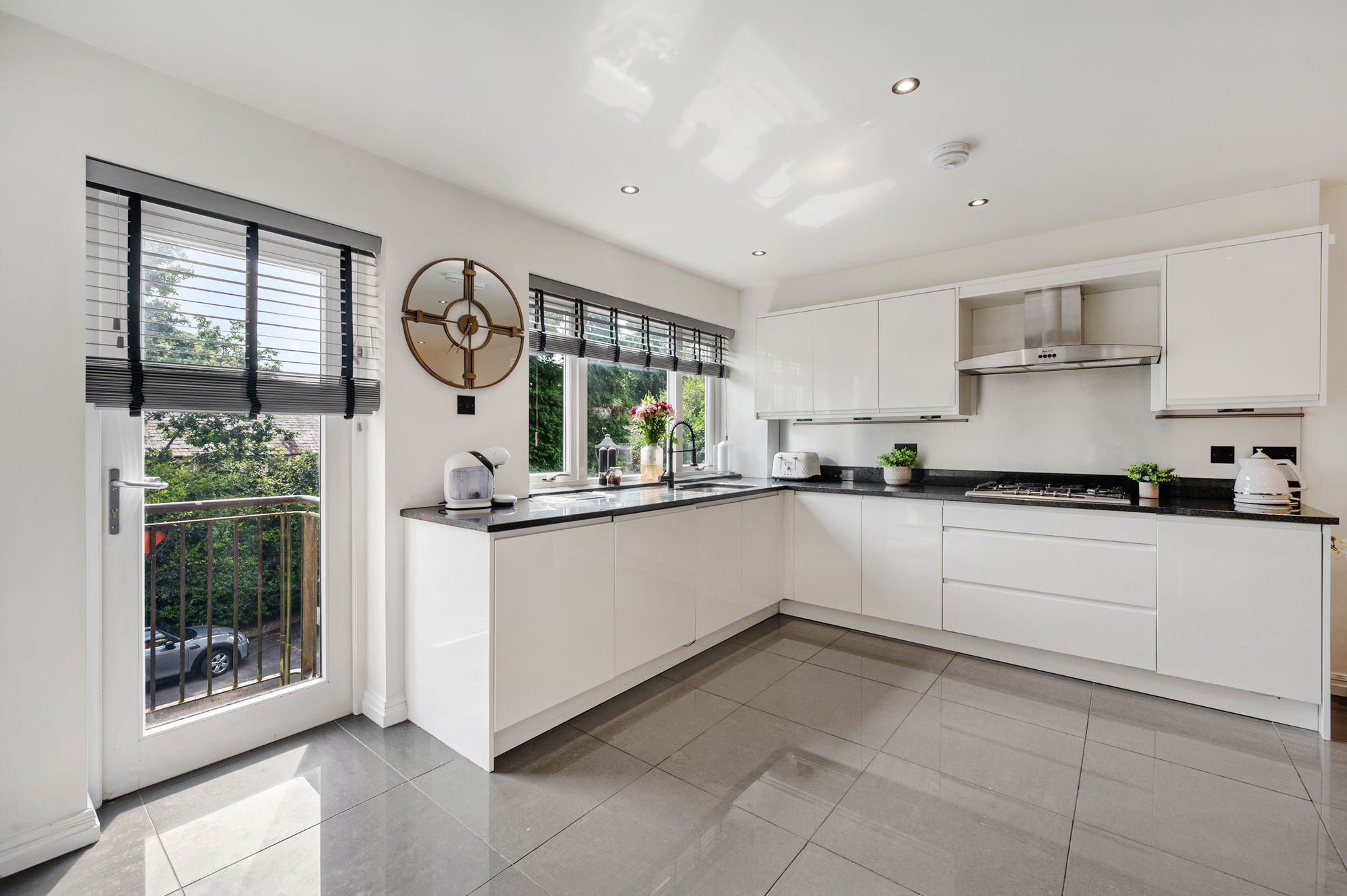 4 bed house for sale in Scholes Lane, Manchester  - Property Image 11