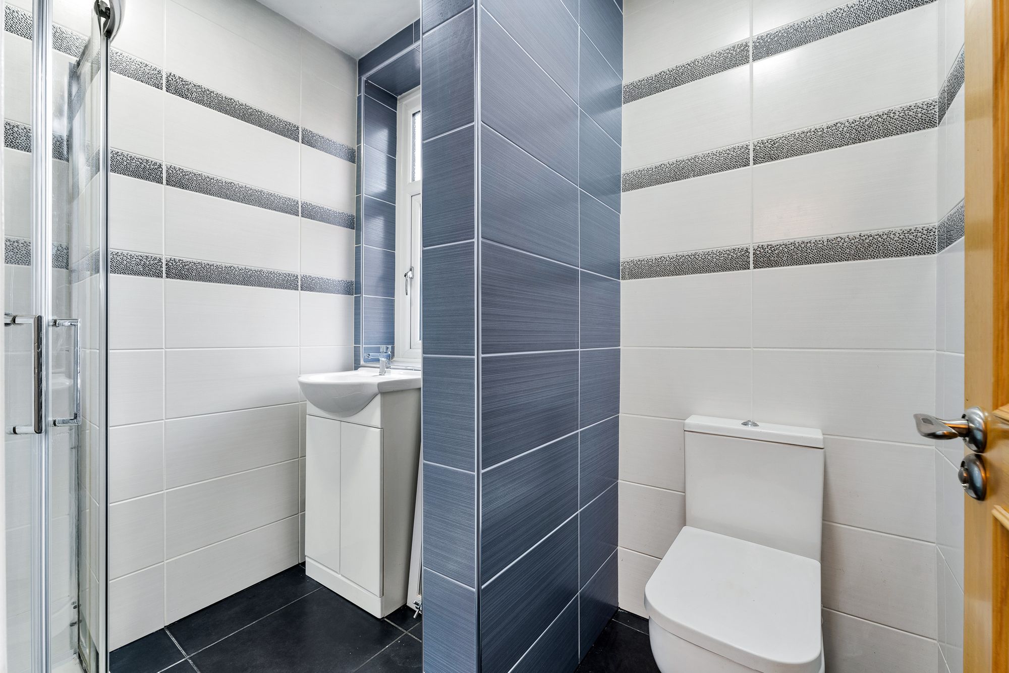 3 bed detached house for sale in Stanley Drive, Manchester  - Property Image 29