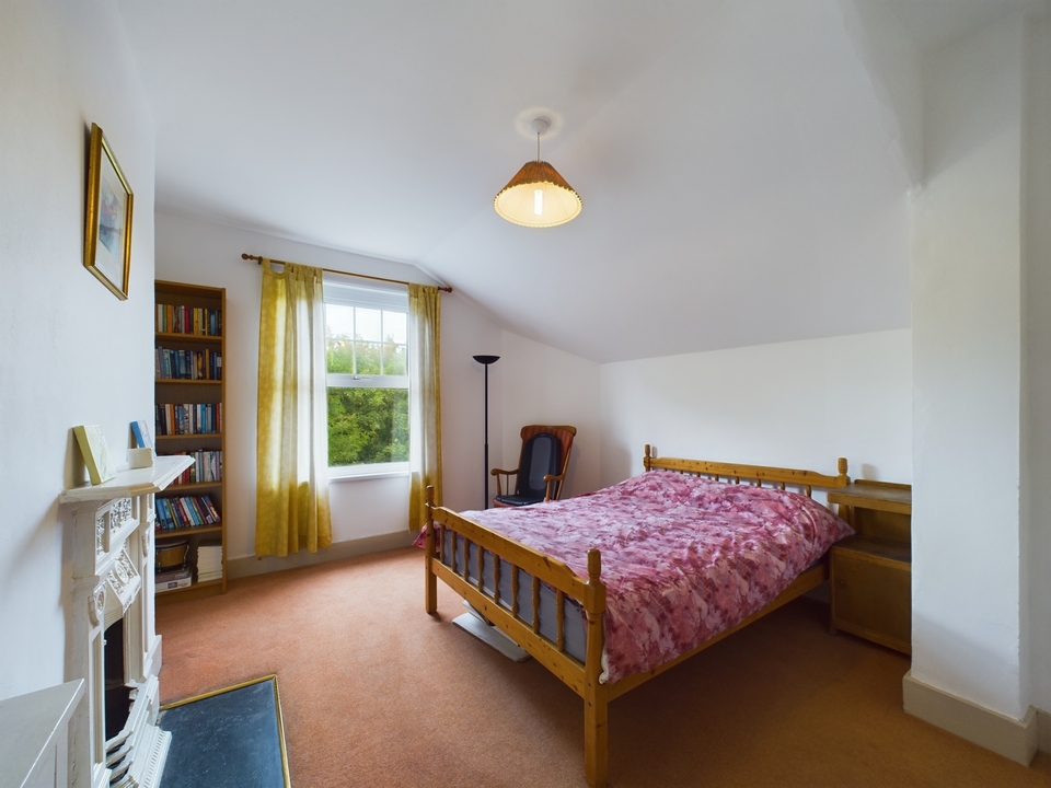 6 bed semi-detached house for sale in Riggindale Road, London  - Property Image 14