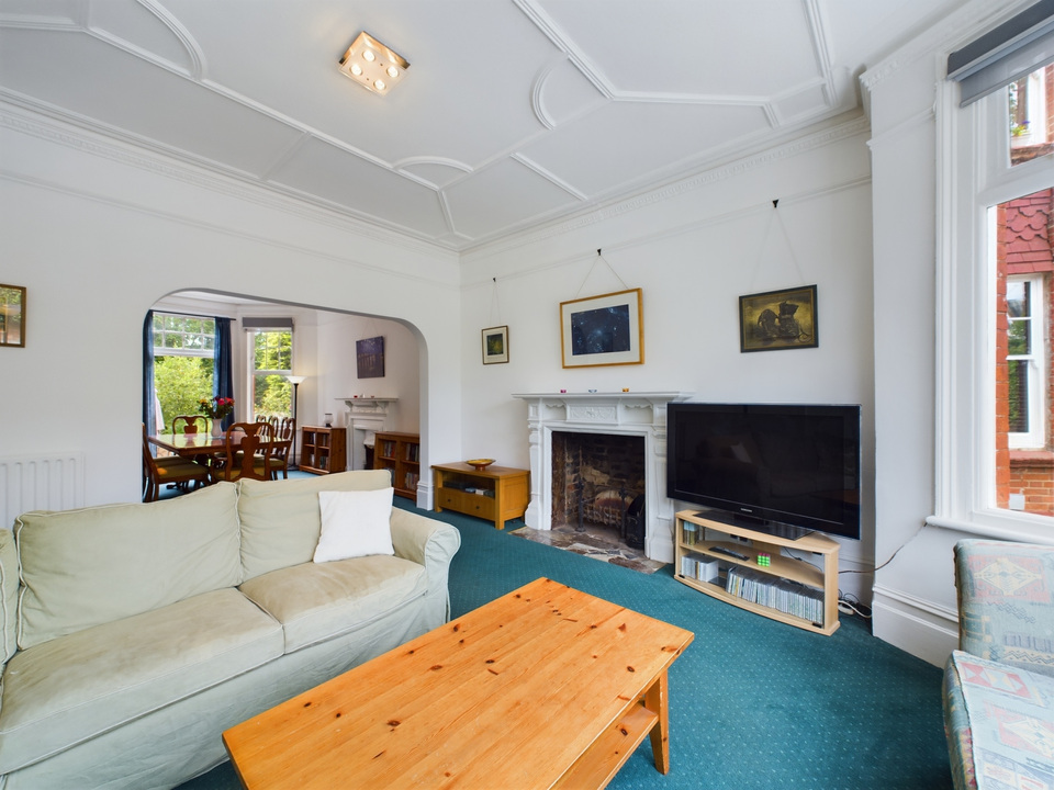 6 bed semi-detached house for sale in Riggindale Road, London  - Property Image 9