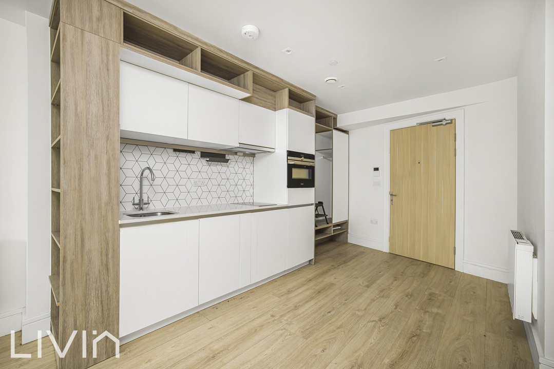1 bed apartment to rent in Capella Court, Purley 3