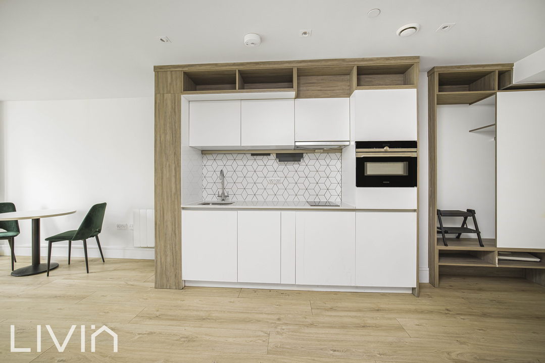 1 bed apartment to rent in Capella Court, Purley 2