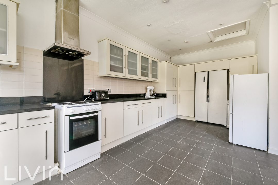 6 bed semi-detached house for sale in Brighton Road, Purley 2
