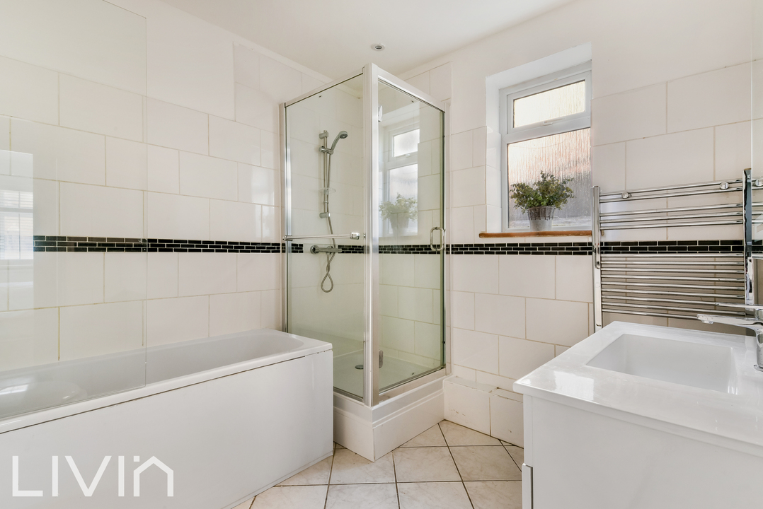 6 bed semi-detached house for sale in Brighton Road, Purley 11