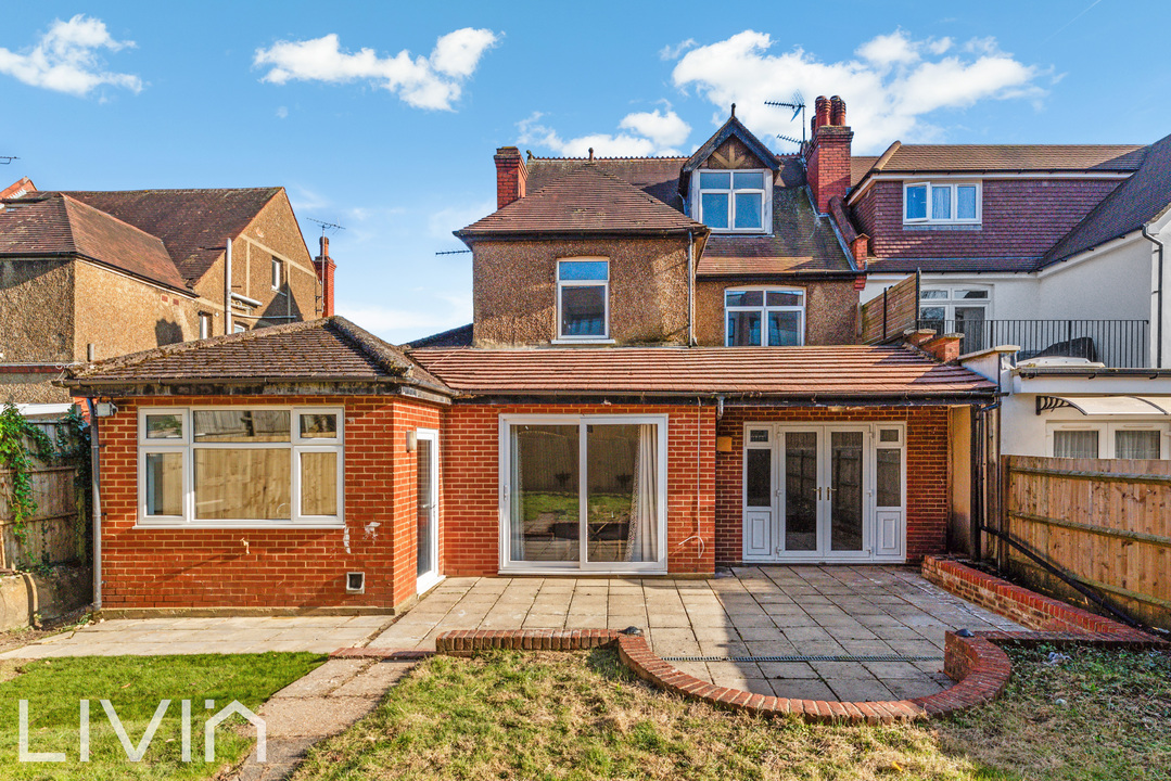 6 bed semi-detached house for sale in Brighton Road, Purley 12