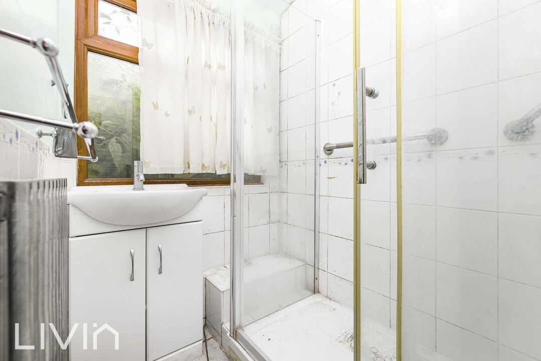 2 bed terraced house for sale in Laurier Road, Croydon 12