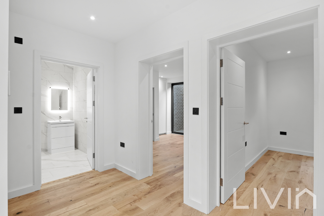 3 bed maisonette for sale in Purley Rise, Purley 9