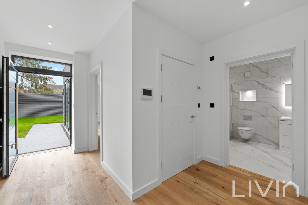 3 bed maisonette for sale in Purley Rise, Purley 10
