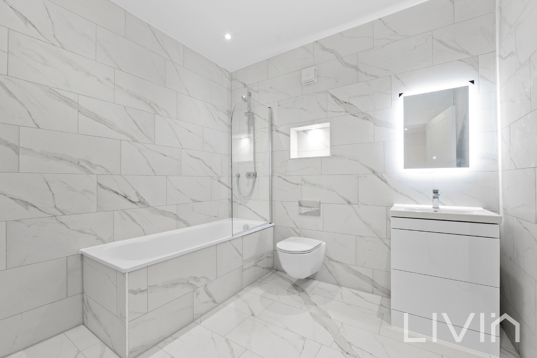 3 bed maisonette for sale in Purley Rise, Purley 8