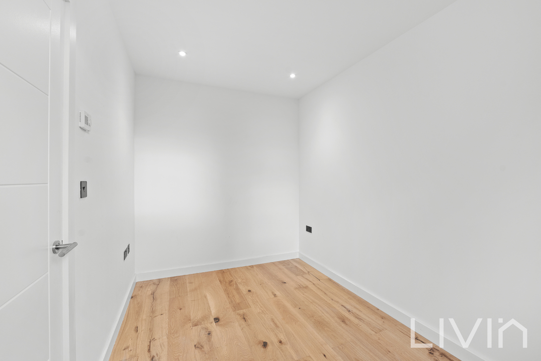 3 bed maisonette for sale in Purley Rise, Purley 18