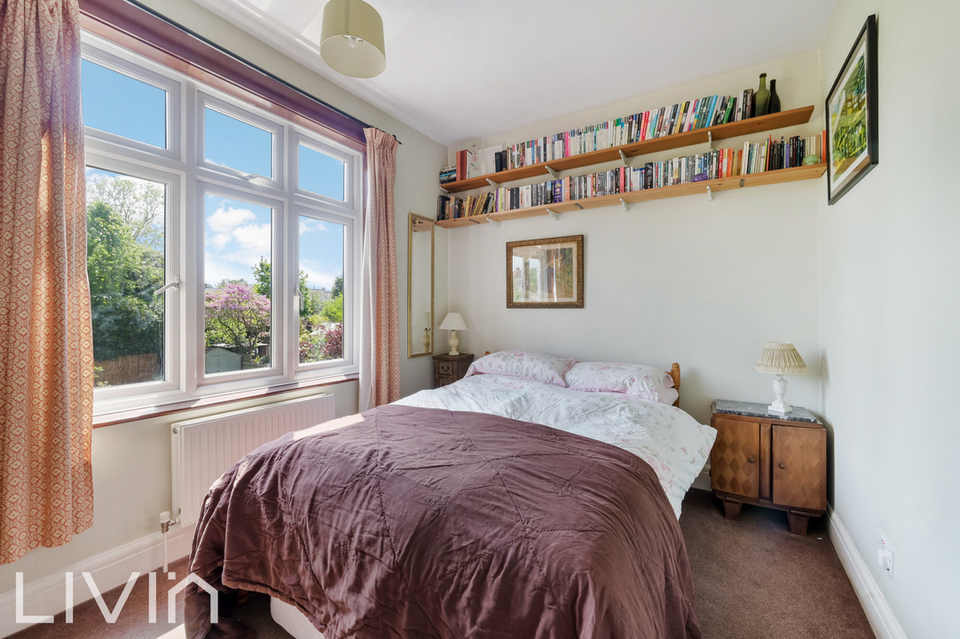 4 bed semi-detached house for sale in Ashburton Avenue, Croydon 11