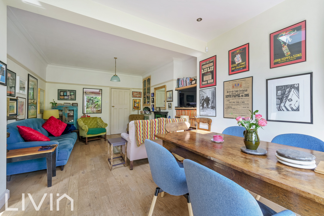 4 bed semi-detached house for sale in Ashburton Avenue, Croydon  - Property Image 3
