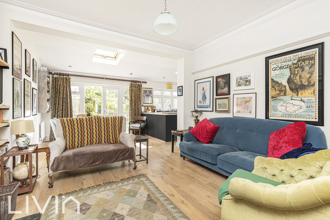 4 bed semi-detached house for sale in Ashburton Avenue, Croydon 4