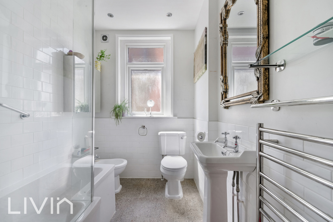 4 bed semi-detached house for sale in Ashburton Avenue, Croydon  - Property Image 15
