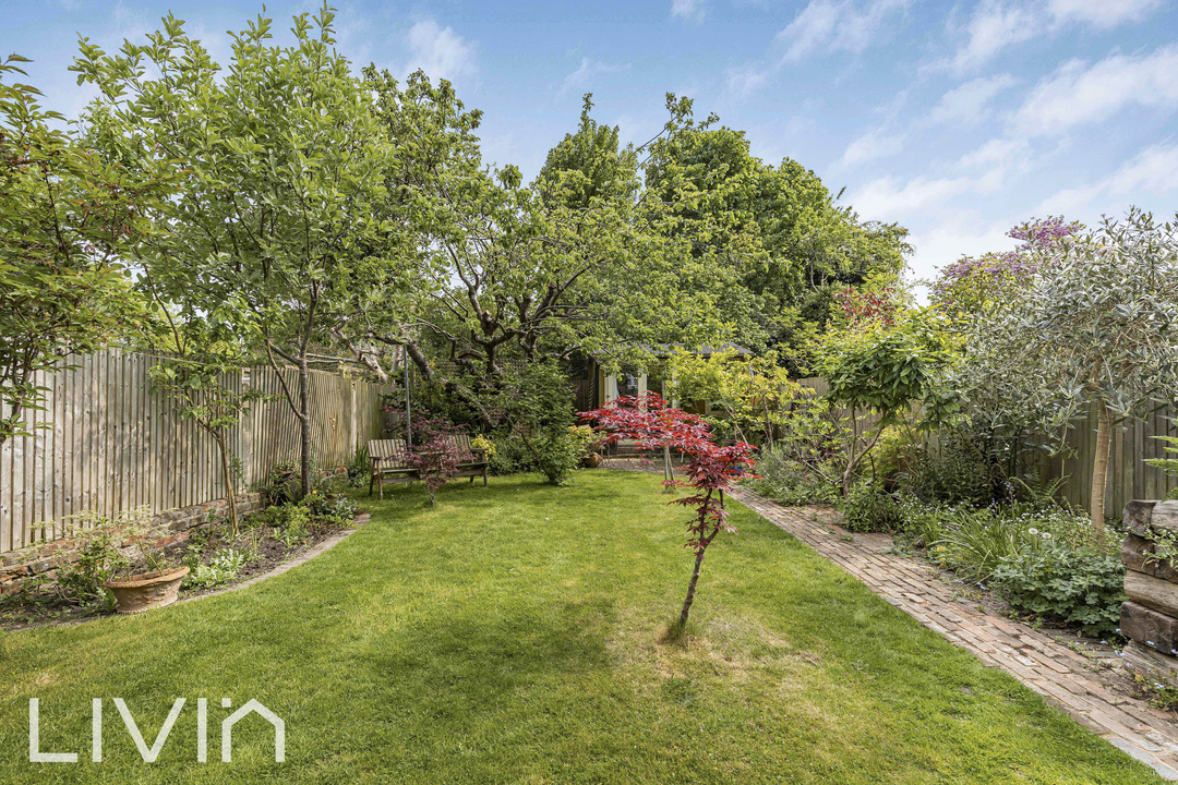 4 bed semi-detached house for sale in Ashburton Avenue, Croydon  - Property Image 21