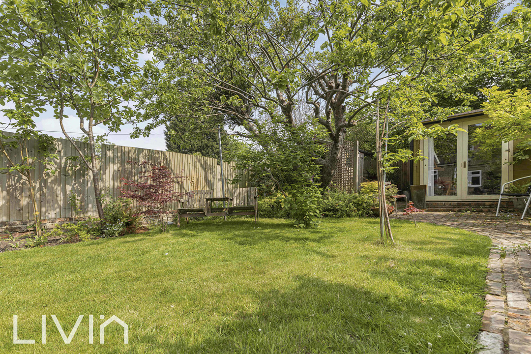 4 bed semi-detached house for sale in Ashburton Avenue, Croydon  - Property Image 22