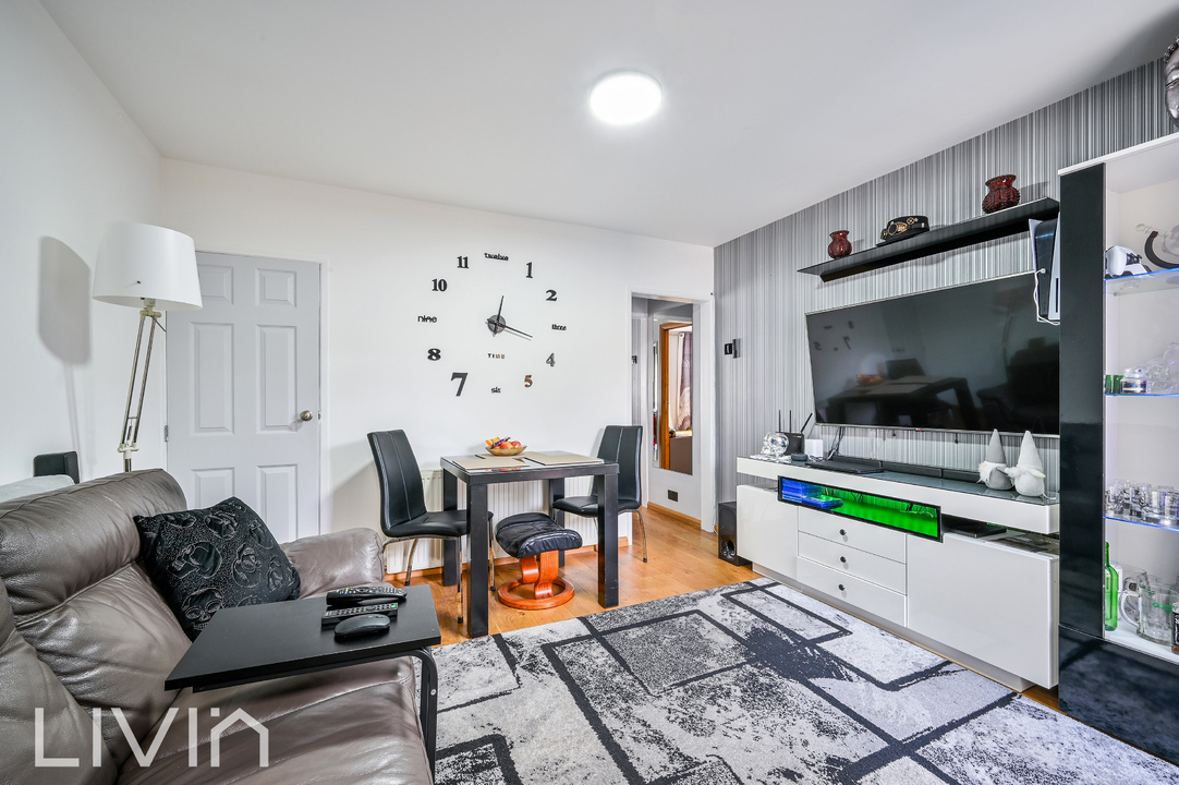 2 bed terraced house for sale in Warren Road, Croydon  - Property Image 2