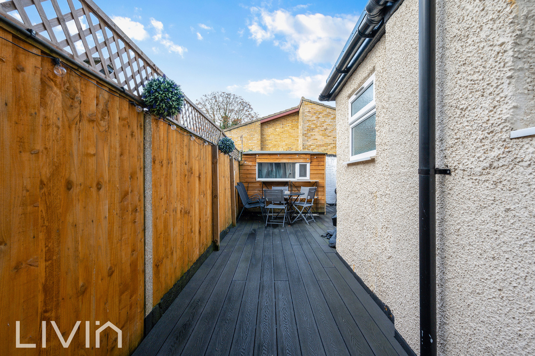 2 bed terraced house for sale in Warren Road, Croydon 9