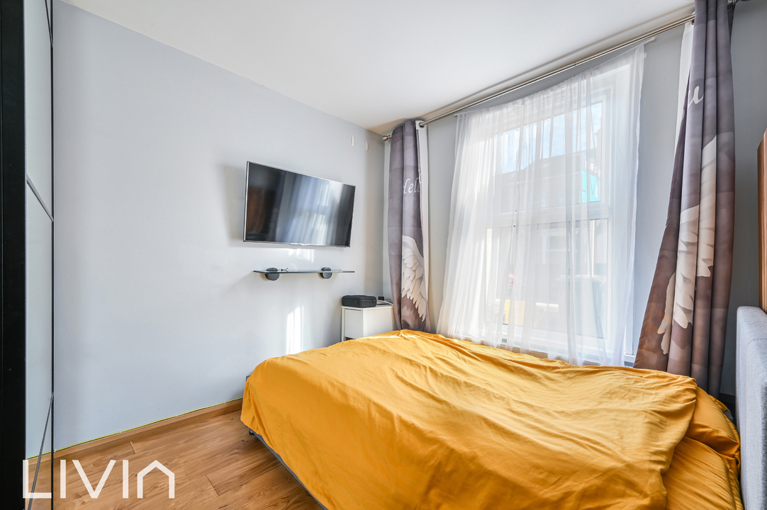 2 bed terraced house for sale in Warren Road, Croydon 5