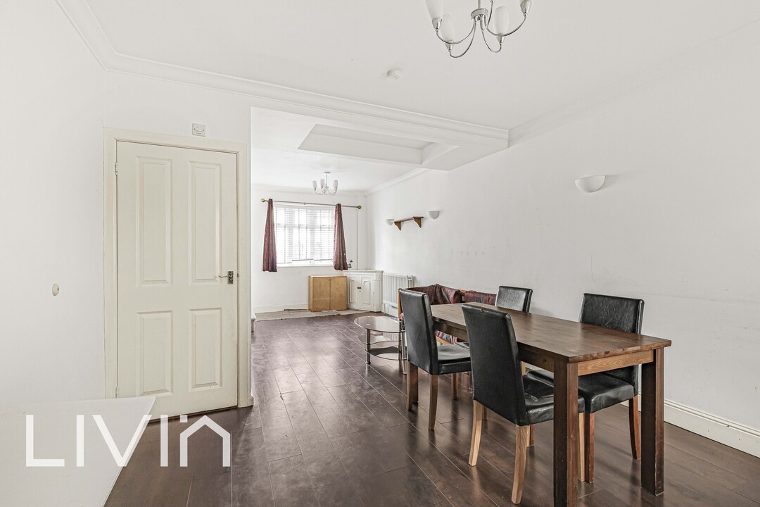 2 bed terraced house for sale in Lower Church Street, Croydon  - Property Image 5