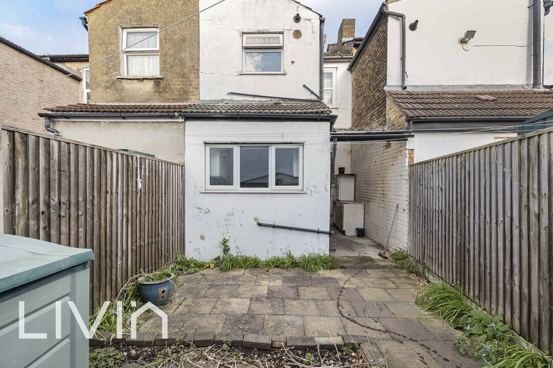 2 bed terraced house for sale in Lower Church Street, Croydon 9