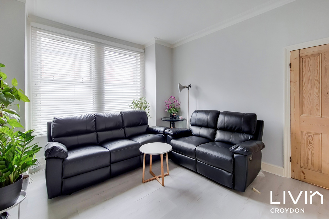 2 bed apartment for sale in Mersham Road, Croydon  - Property Image 6