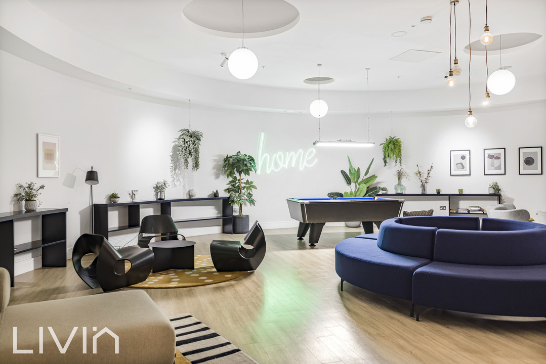 1 bed studio flat to rent in Capella Court, Purley 14