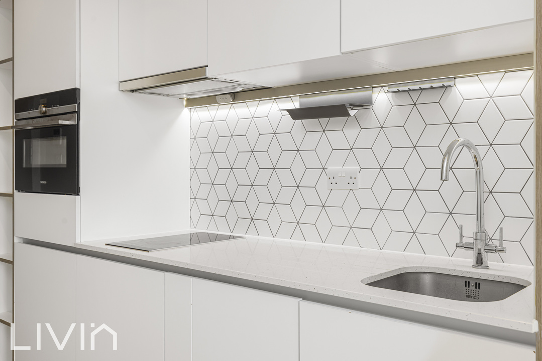 1 bed studio flat to rent in Capella Court, Purley 3