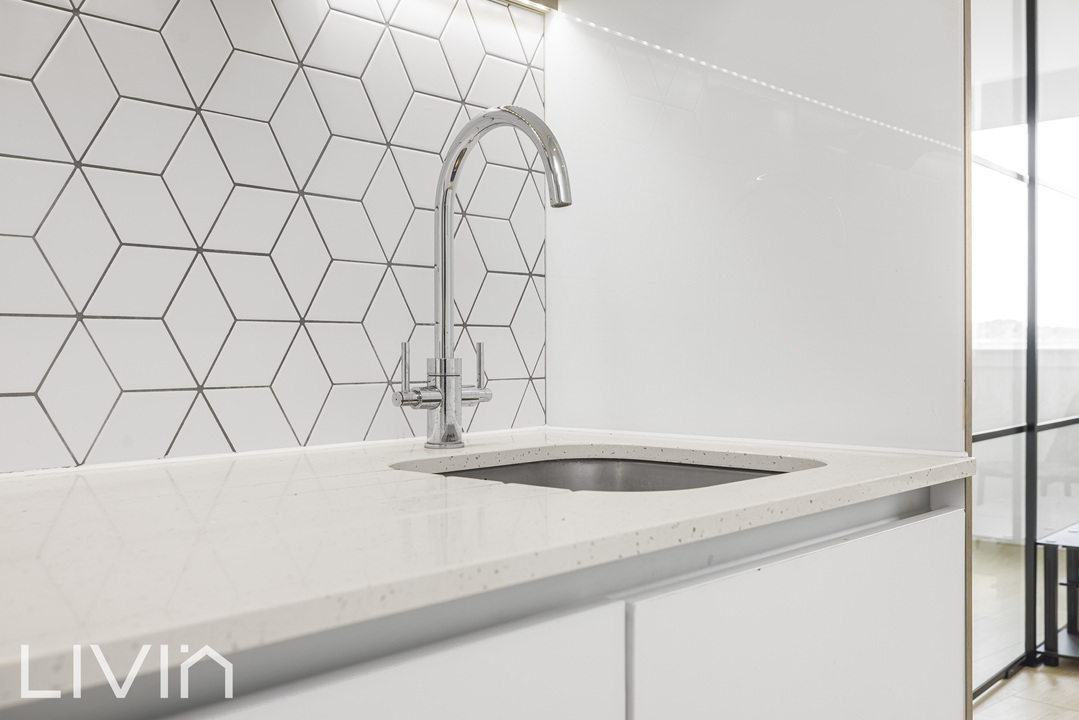 1 bed studio flat to rent in Capella Court, Purley 4