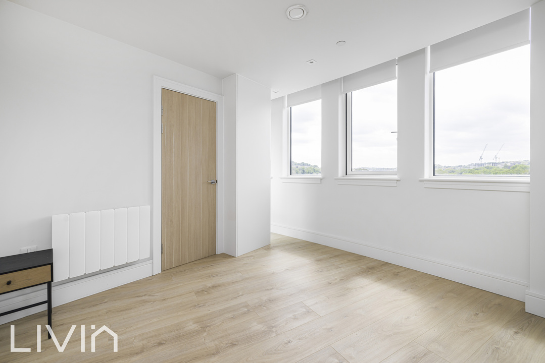 1 bed studio flat to rent in Capella Court, Purley 8