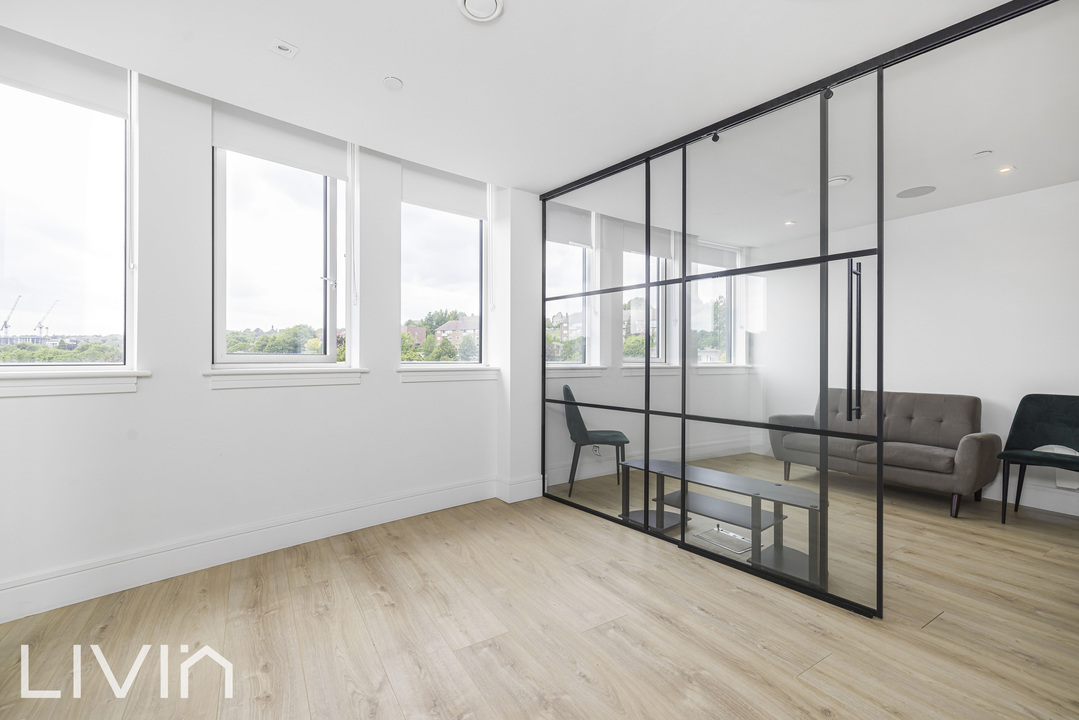 1 bed studio flat to rent in Capella Court, Purley 9