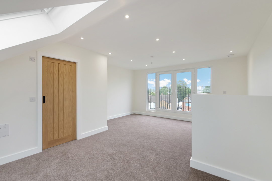 3 bed semi-detached house to rent in Newark Road, South Croydon  - Property Image 6