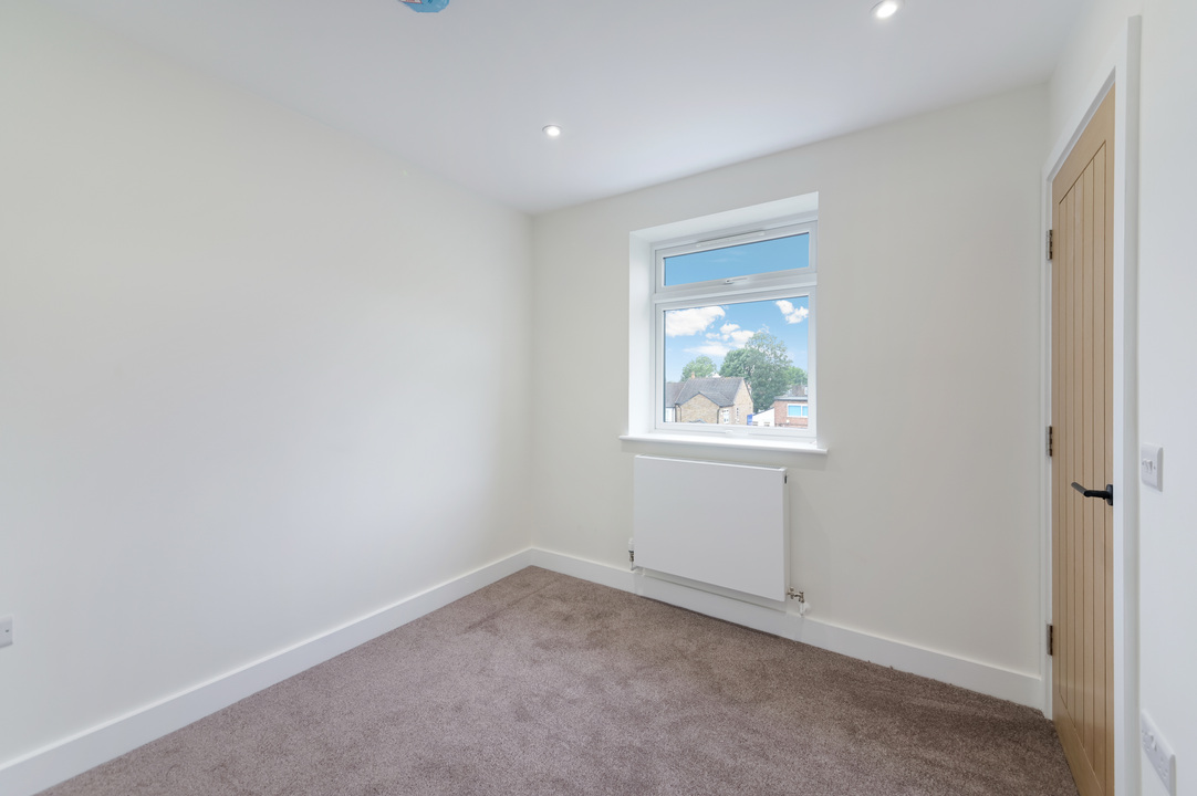 3 bed semi-detached house to rent in Newark Road, South Croydon  - Property Image 9
