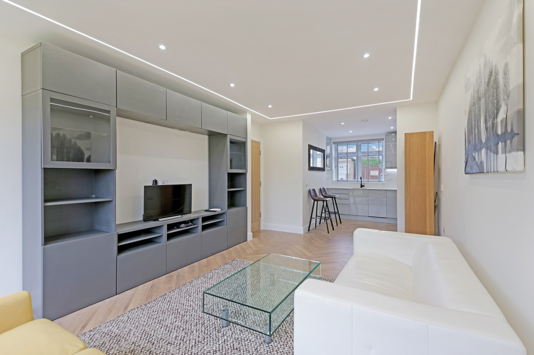 3 bed semi-detached house to rent in Newark Road, South Croydon  - Property Image 4