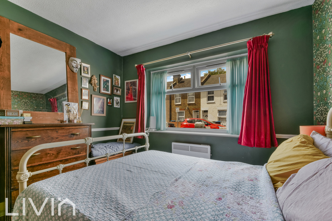 1 bed apartment for sale in Zion Road, Thornton Heath, CR7 