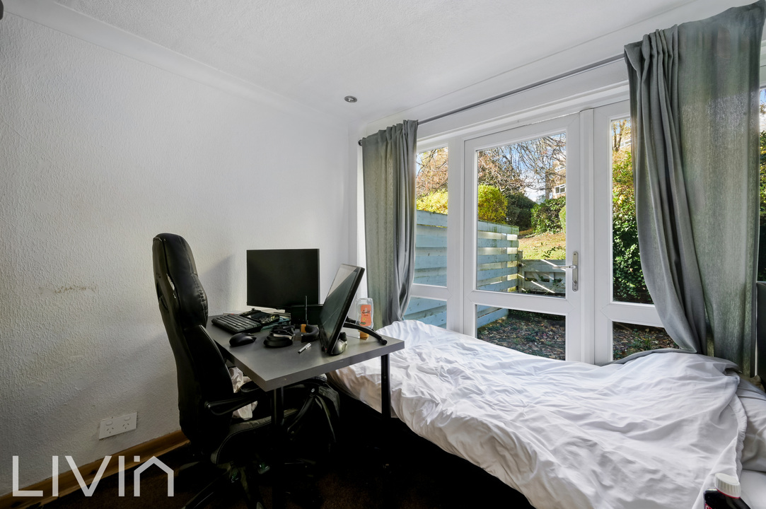4 bed terraced house to rent in Chichele Gardens, Croydon  - Property Image 10