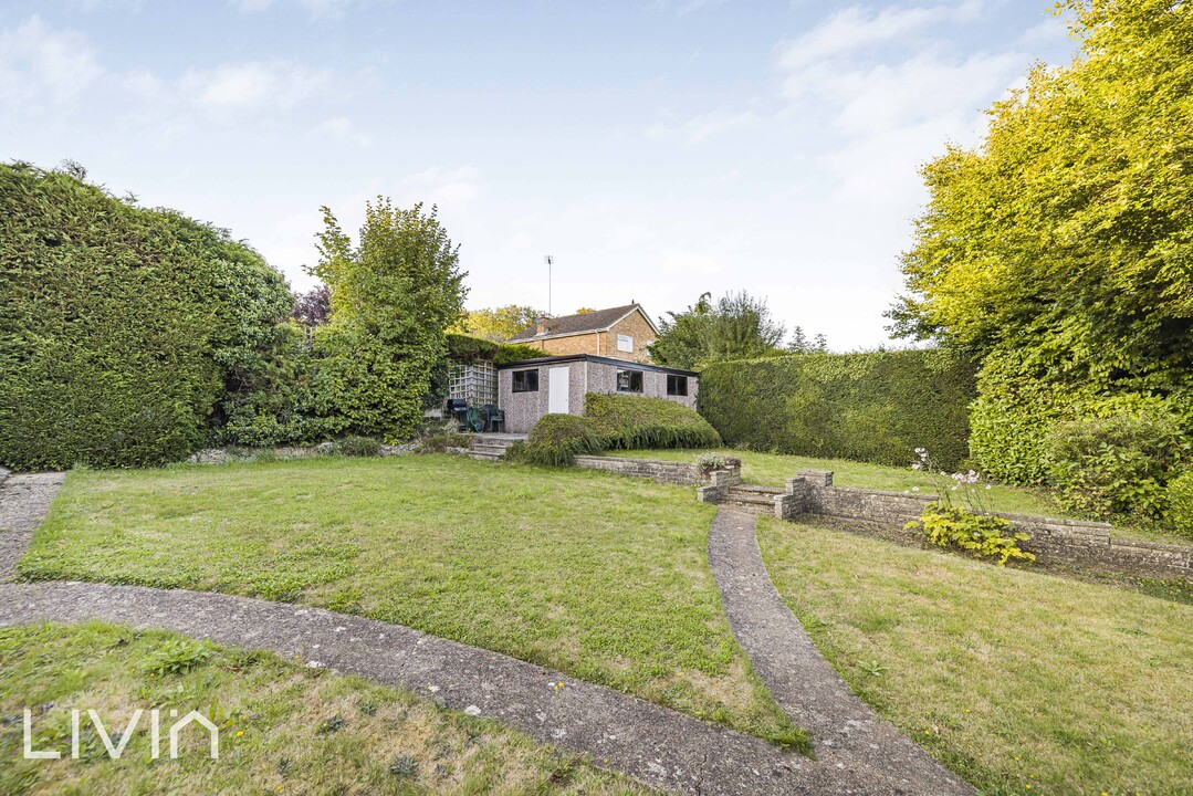 3 bed detached bungalow for sale in Birdwood Close, South Croydon  - Property Image 13