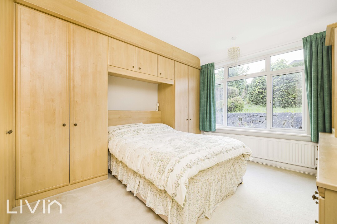 3 bed detached bungalow for sale in Birdwood Close, South Croydon  - Property Image 17