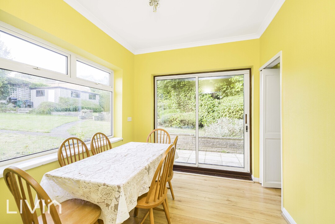 3 bed detached house for sale in Birdwood Close, South Croydon 10