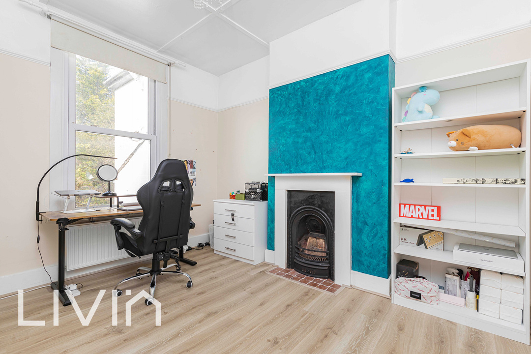 5 bed semi-detached house for sale in Waddon Road, Croydon  - Property Image 11