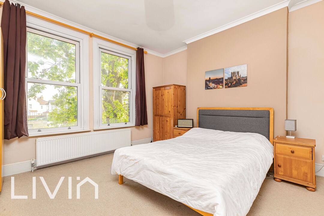 5 bed semi-detached house for sale in Waddon Road, Croydon  - Property Image 8