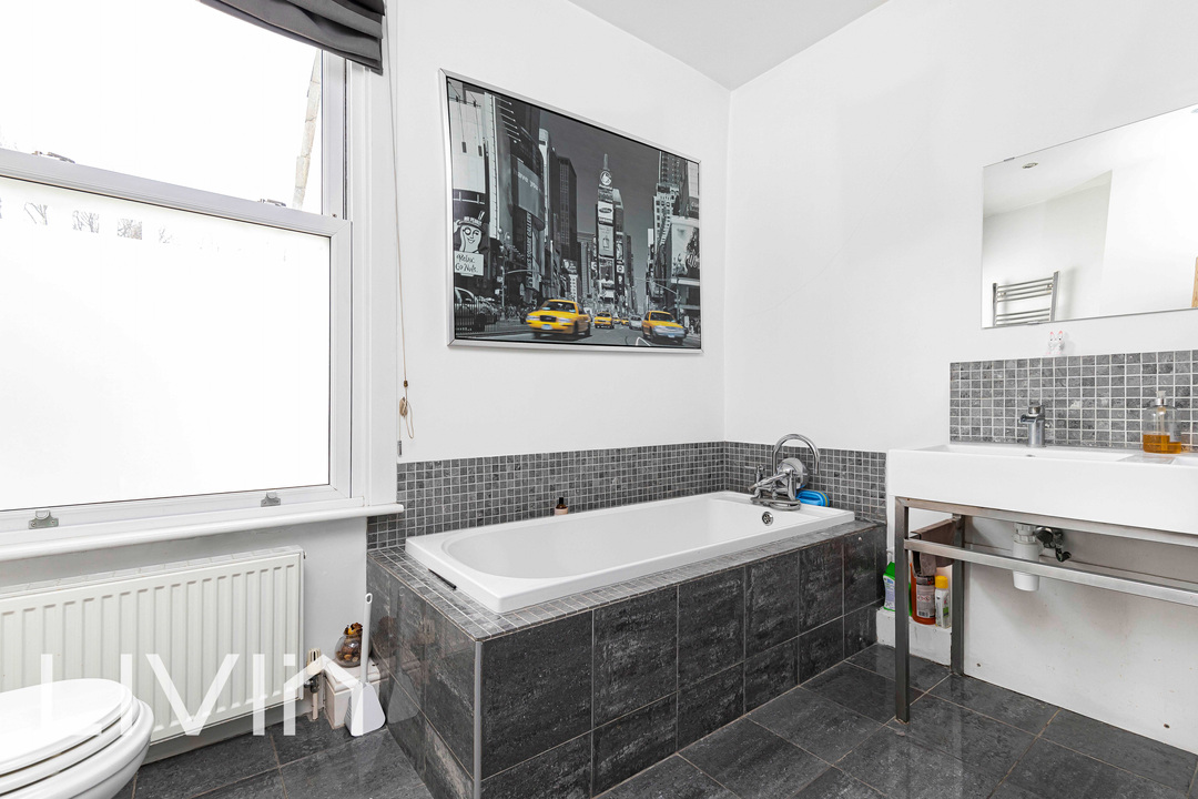 5 bed semi-detached house for sale in Waddon Road, Croydon  - Property Image 13