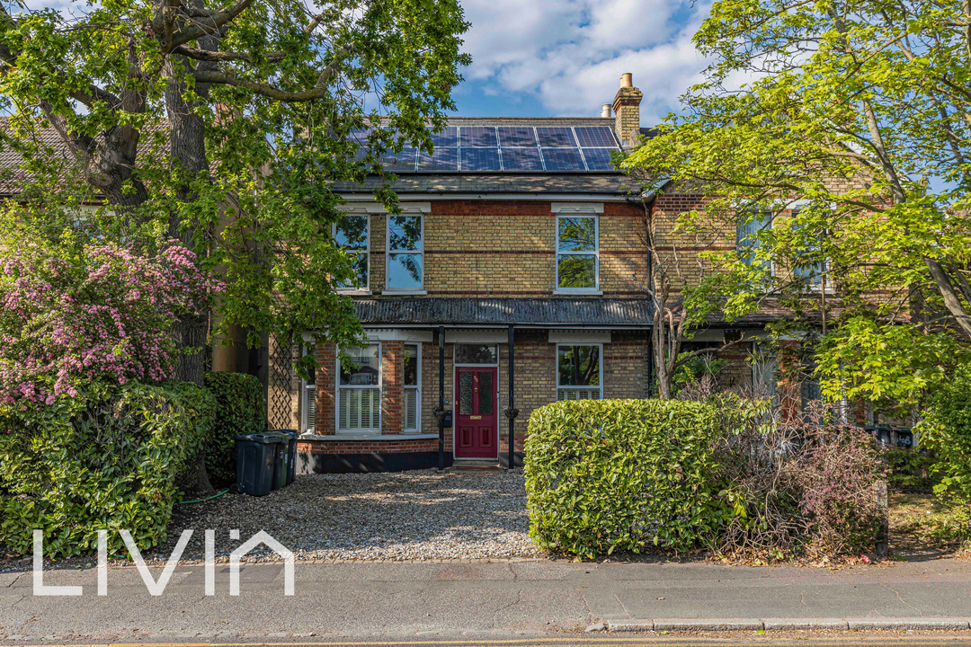 5 bed semi-detached house for sale in Waddon Road, Croydon, CR0