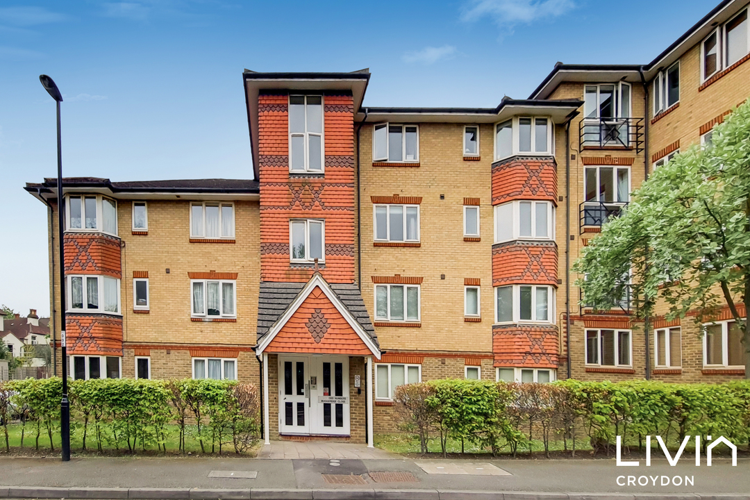 2 bed apartment for sale in Muggeridge Close, South Croydon  - Property Image 5