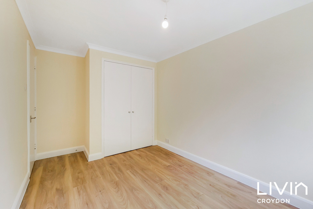 2 bed apartment for sale in Muggeridge Close, South Croydon  - Property Image 6