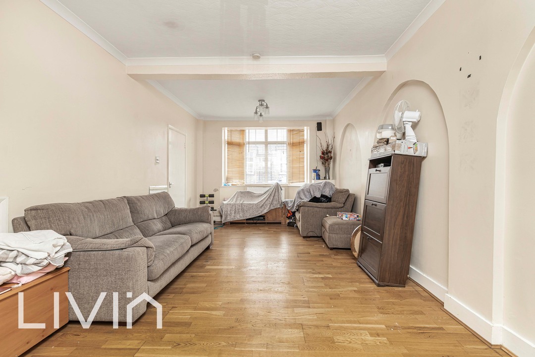 3 bed terraced house for sale in Morland Road, Croydon 5